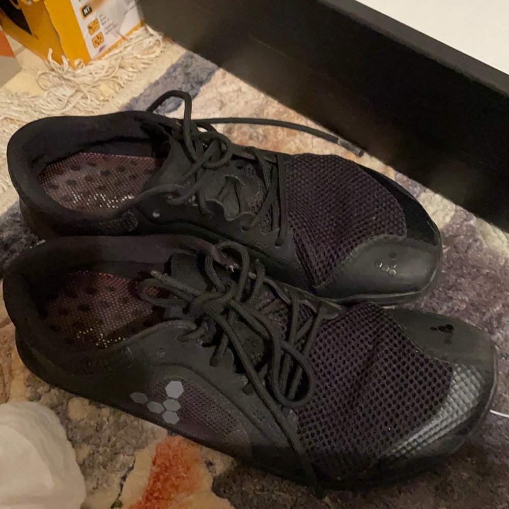 Zero shoes